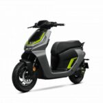 ZEEHO AE6+ (2 batteries)